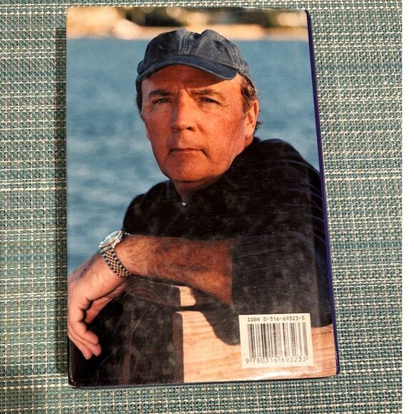 Violets Are Blue Hardcover Novel by James Patterson. - Picture 2 of 5